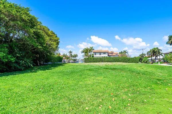 $2,200,000 | 103 Bonito Drive, Ocean Ridge, FL 33435