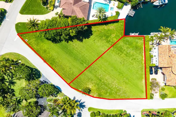 $2,200,000 | 103 Bonito Drive, Ocean Ridge, FL 33435