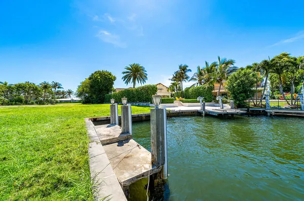$2,200,000 | 103 Bonito Drive, Ocean Ridge, FL 33435