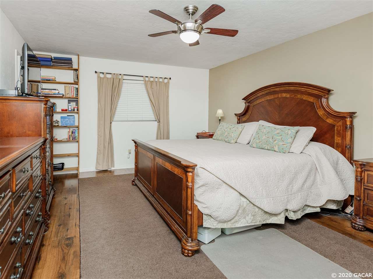 8000 Southwest 17th Place Gainesville, FL 32607 - Photo 12 of 24 Gallery Image 12