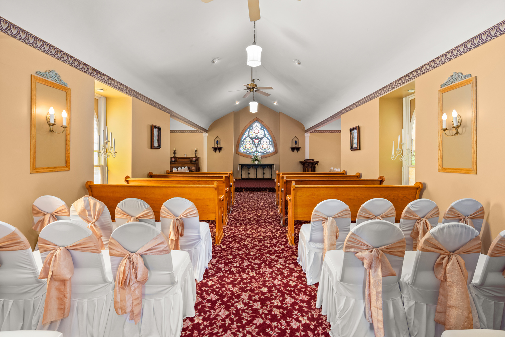 15165 Quigley Road Sycamore, IL 60178 - Photo 59 of 101 a living room with furniture and a large mirror