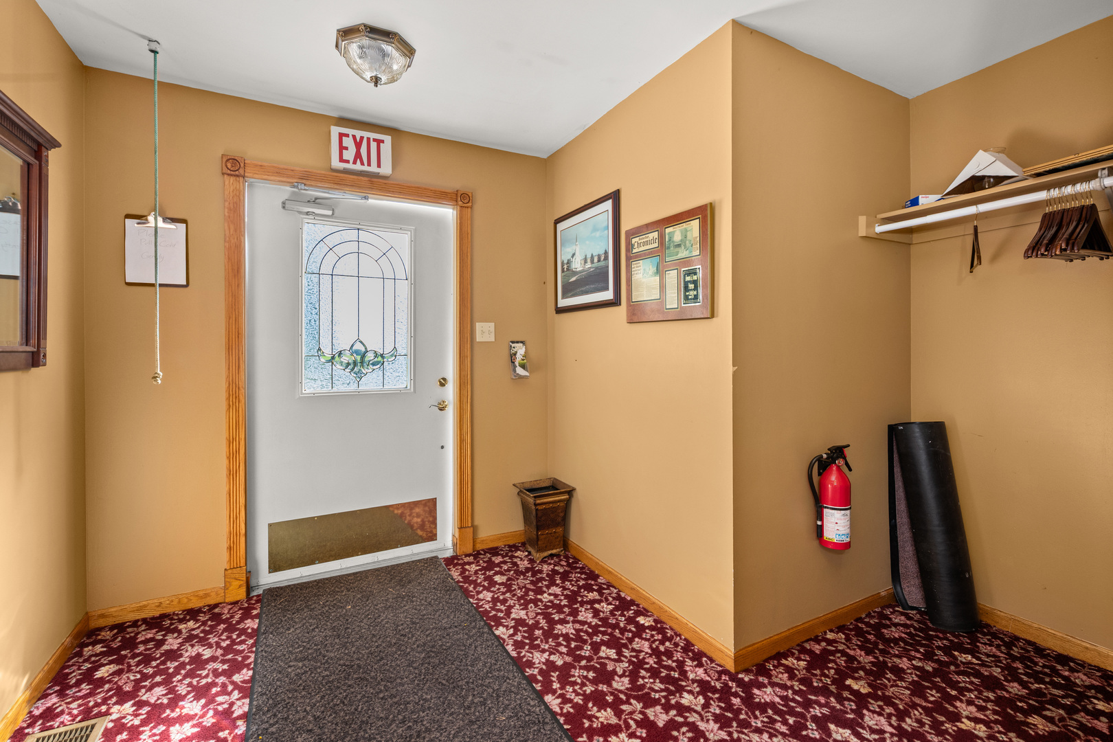 15165 Quigley Road Sycamore, IL 60178 - Photo 62 of 101 a view of walk in closet