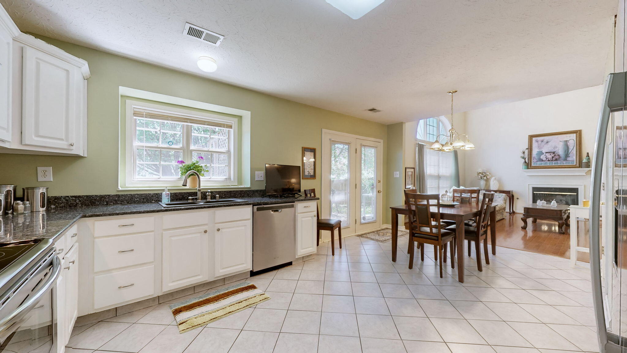 532 Hadlow Street Lexington, KY 40503 - Photo 19 of 49 17-web-or-mls-532 Hadlow St Lexington KY
