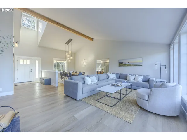 $1,750,000 | 83471 South Cove Way, Florence, OR 97439