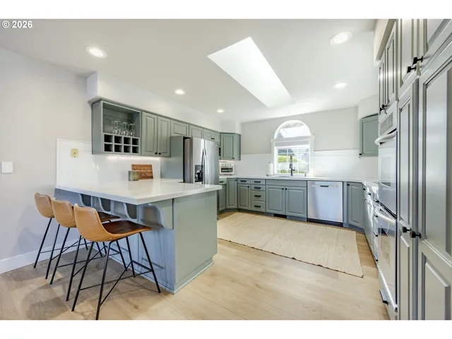 $1,750,000 | 83471 South Cove Way, Florence, OR 97439