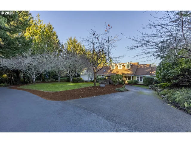 $1,750,000 | 83471 South Cove Way, Florence, OR 97439