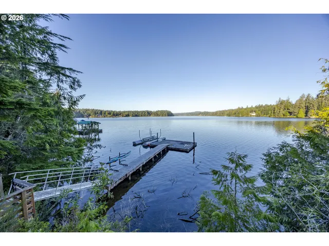 $1,750,000 | 83471 South Cove Way, Florence, OR 97439
