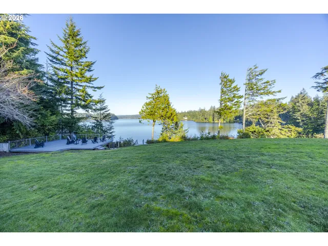 $1,750,000 | 83471 South Cove Way, Florence, OR 97439