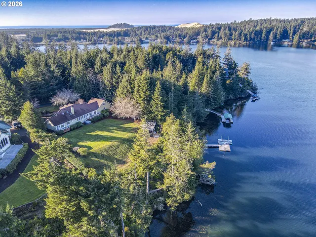 $1,750,000 | 83471 South Cove Way, Florence, OR 97439