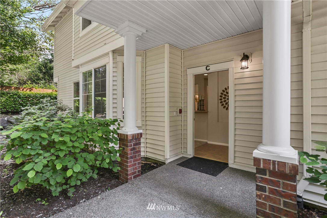 225 South 49th Street, Unit C Renton, WA 98055 - Photo 1 of 18