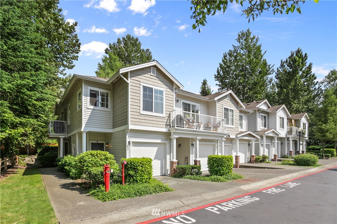 225 South 49th Street, Unit C Renton, WA 98055 - Photo 2 of 18