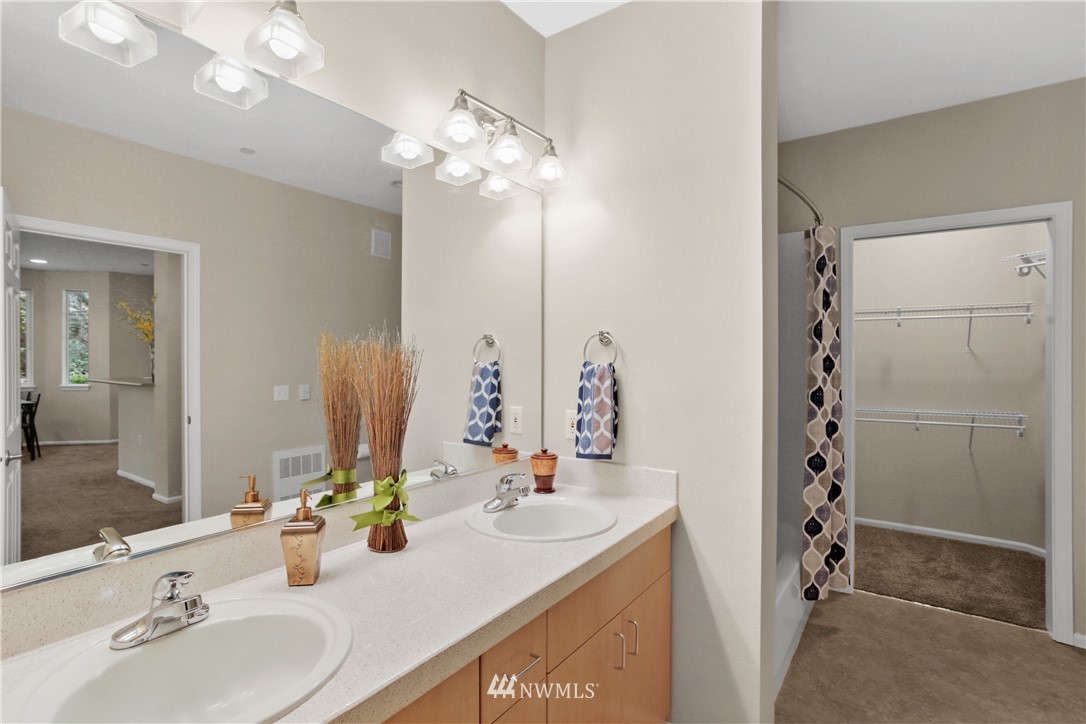 225 South 49th Street, Unit C Renton, WA 98055 - Photo 11 of 18