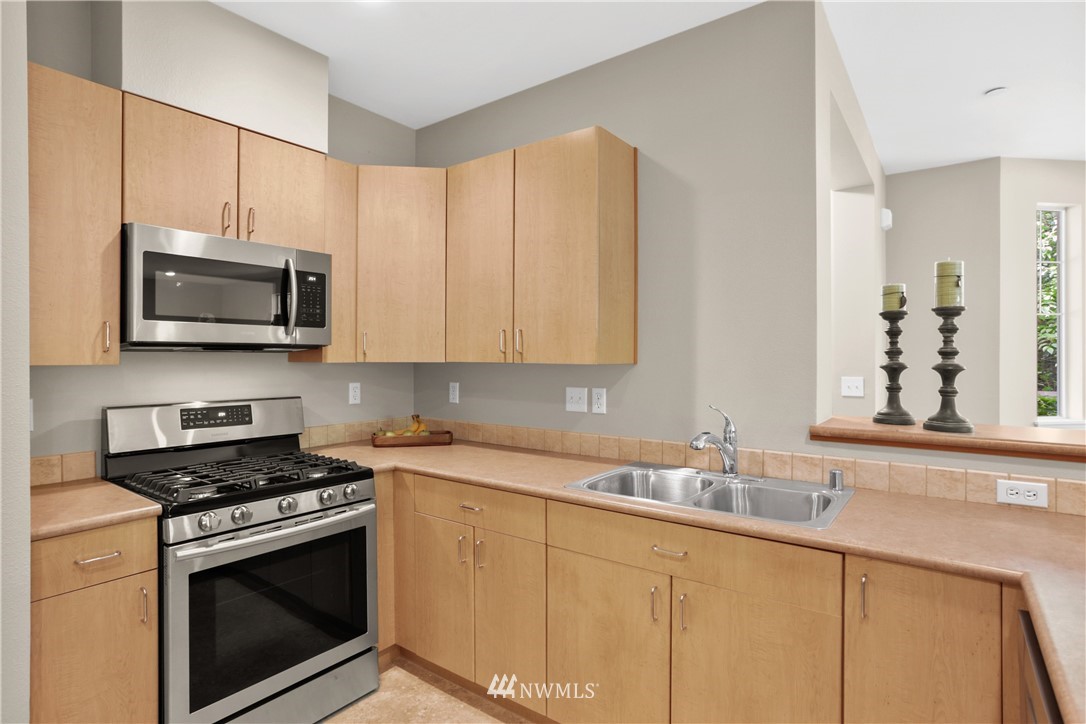 225 South 49th Street, Unit C Renton, WA 98055 - Photo 8 of 18