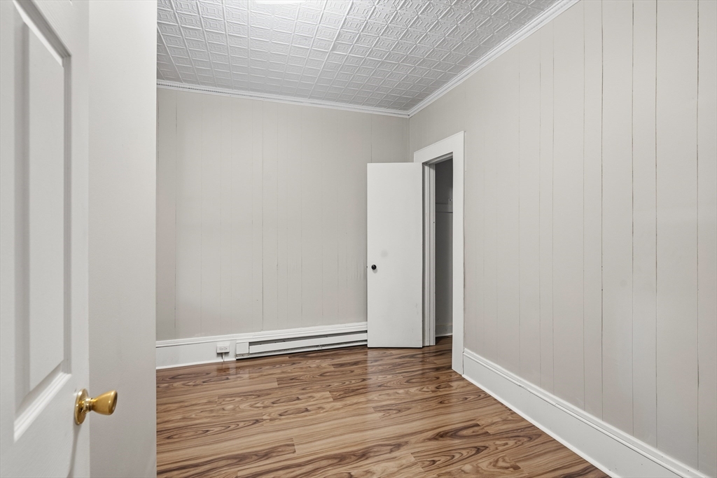 55 Chestnut Street, Unit 1 Holyoke, MA 01040 - Photo 7 of 20