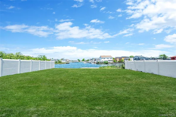 a view of a garden from a yard
