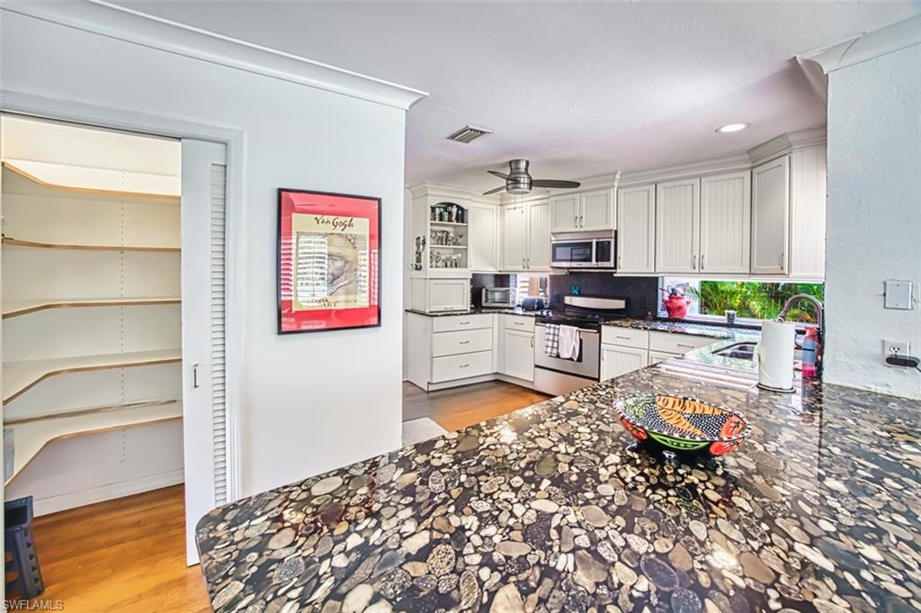 2727 66th Street Southwest Naples, FL 34105 - Photo 24 of 33