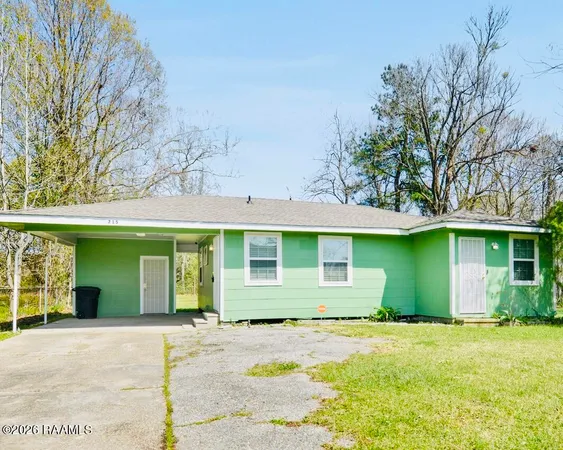 $1,200 | 715 Central Road, Baton Rouge, LA 70807