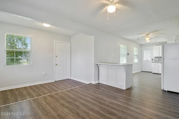 $1,200 | 715 Central Road, Baton Rouge, LA 70807