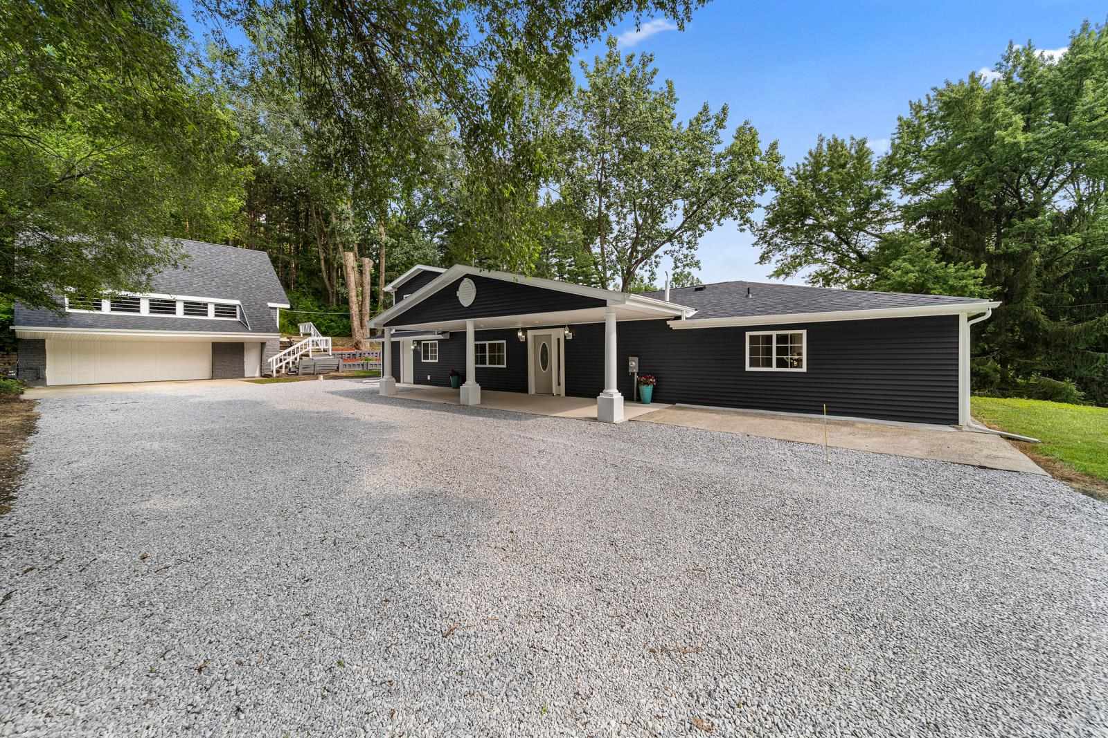 59698 Locust Road South Bend, IN 46614 - Photo 33 of 35 Gallery Image 33