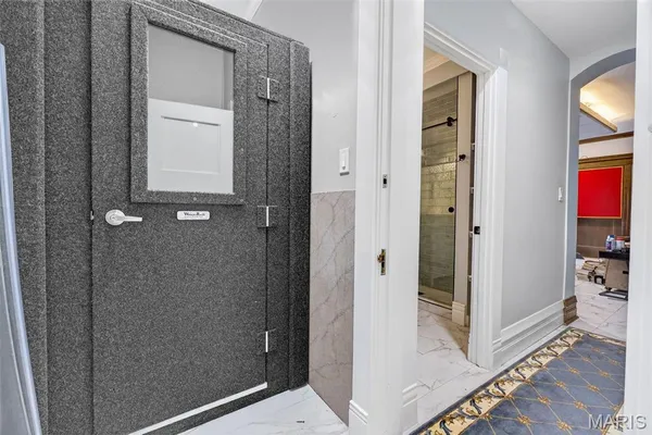 $1,195,000 | 3500 Russell Boulevard, St. Louis, MO 63104