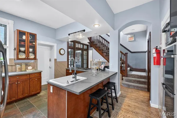 $1,195,000 | 3500 Russell Boulevard, St. Louis, MO 63104