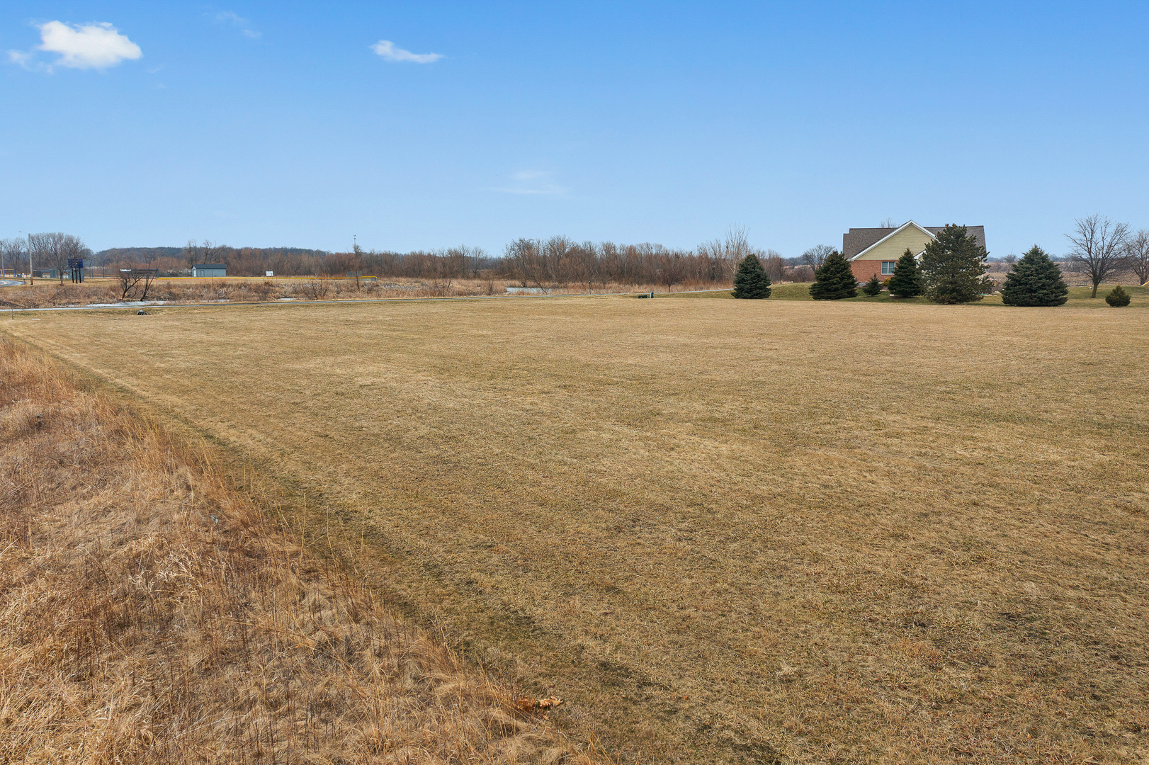 2 Stonecrest Drive Elgin, IL 60124 - Photo 10 of 10 a view of an ocean