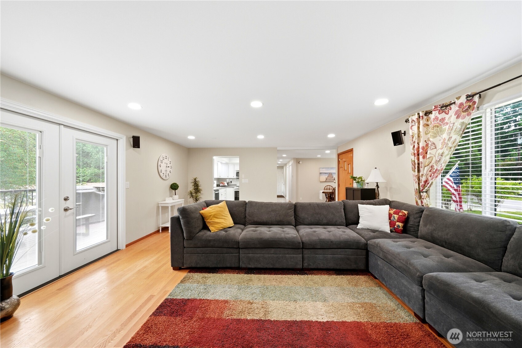4406 Strumme Road Bothell, WA 98012 - Photo 5 of 39