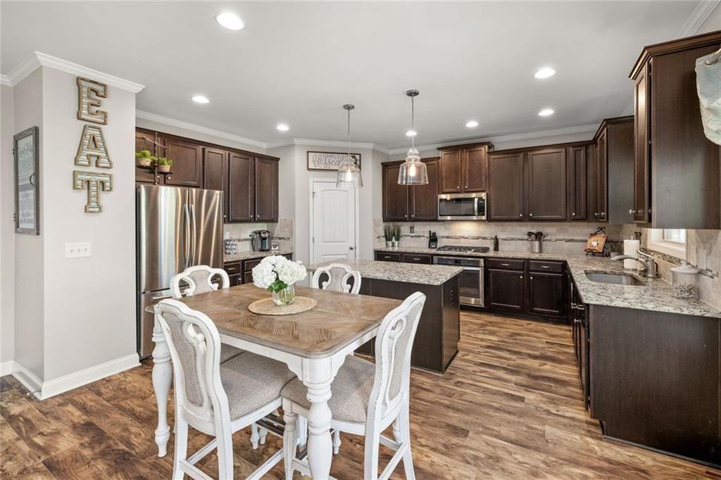 6330 Oldham Court Gainesville, GA 30506 - Photo 12 of 63