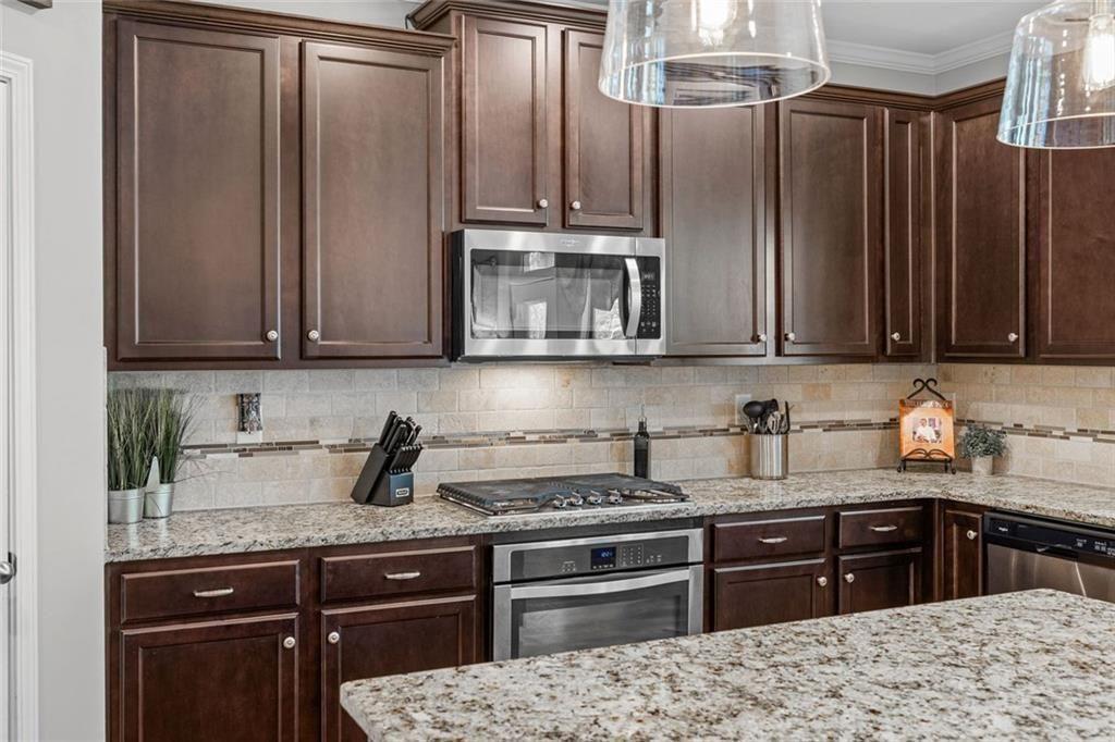 6330 Oldham Court Gainesville, GA 30506 - Photo 14 of 63