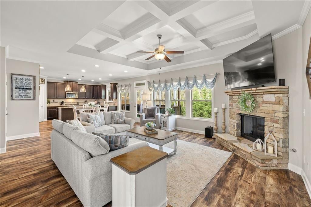 6330 Oldham Court Gainesville, GA 30506 - Photo 8 of 63