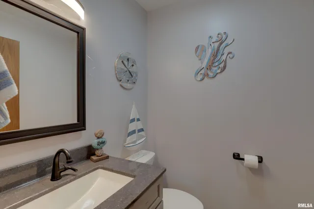 $625,000 | 8825 Lake Of The Woods Road, Fowler, IL 62338