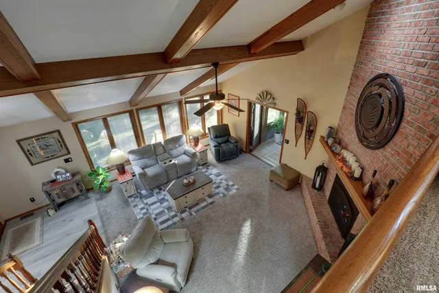 $625,000 | 8825 Lake Of The Woods Road, Fowler, IL 62338