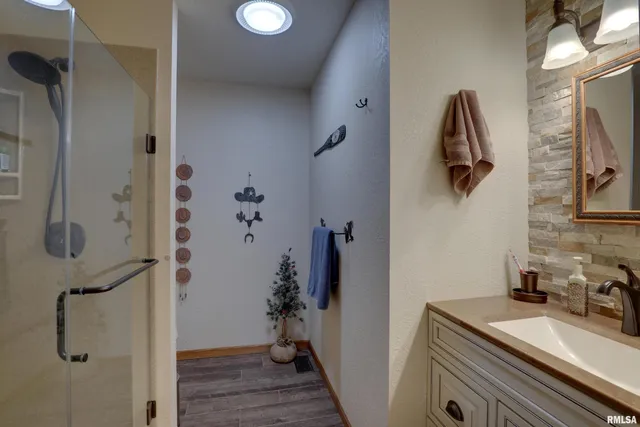 $625,000 | 8825 Lake Of The Woods Road, Fowler, IL 62338