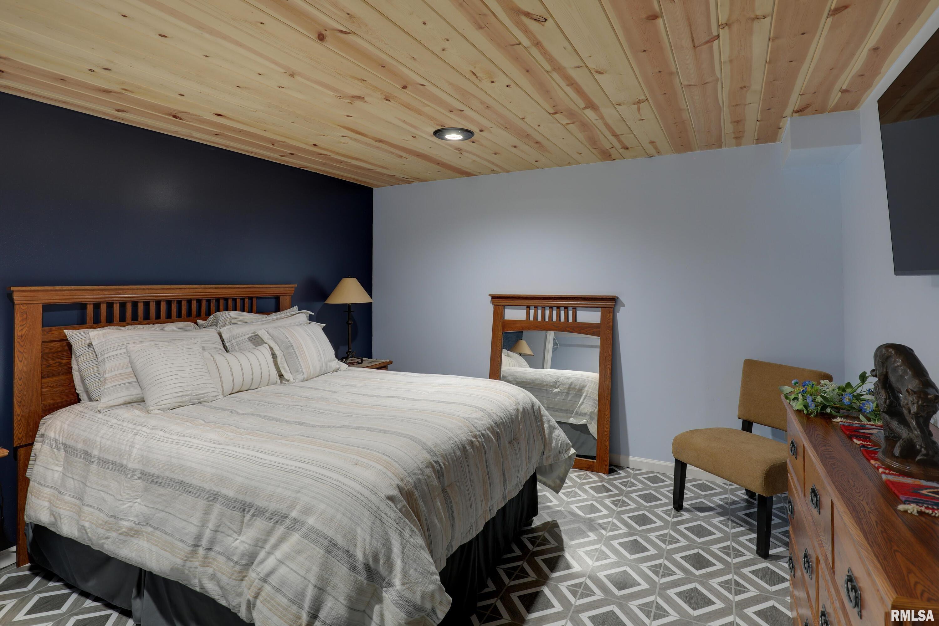 8825 Lake Of The Woods Road Fowler, IL 62338 - Photo 25 of 62