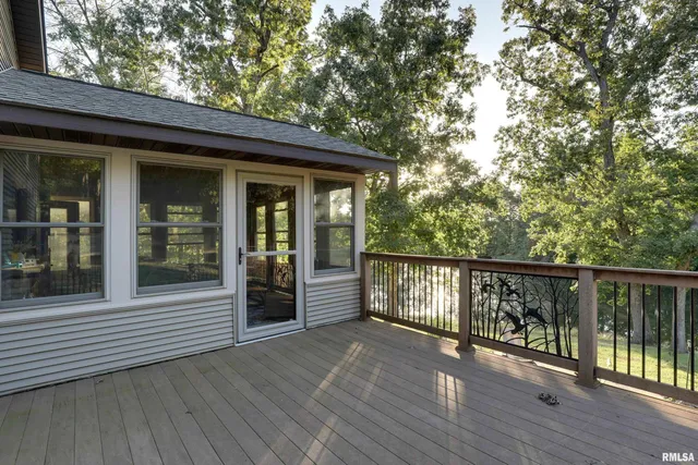 $625,000 | 8825 Lake Of The Woods Road, Fowler, IL 62338