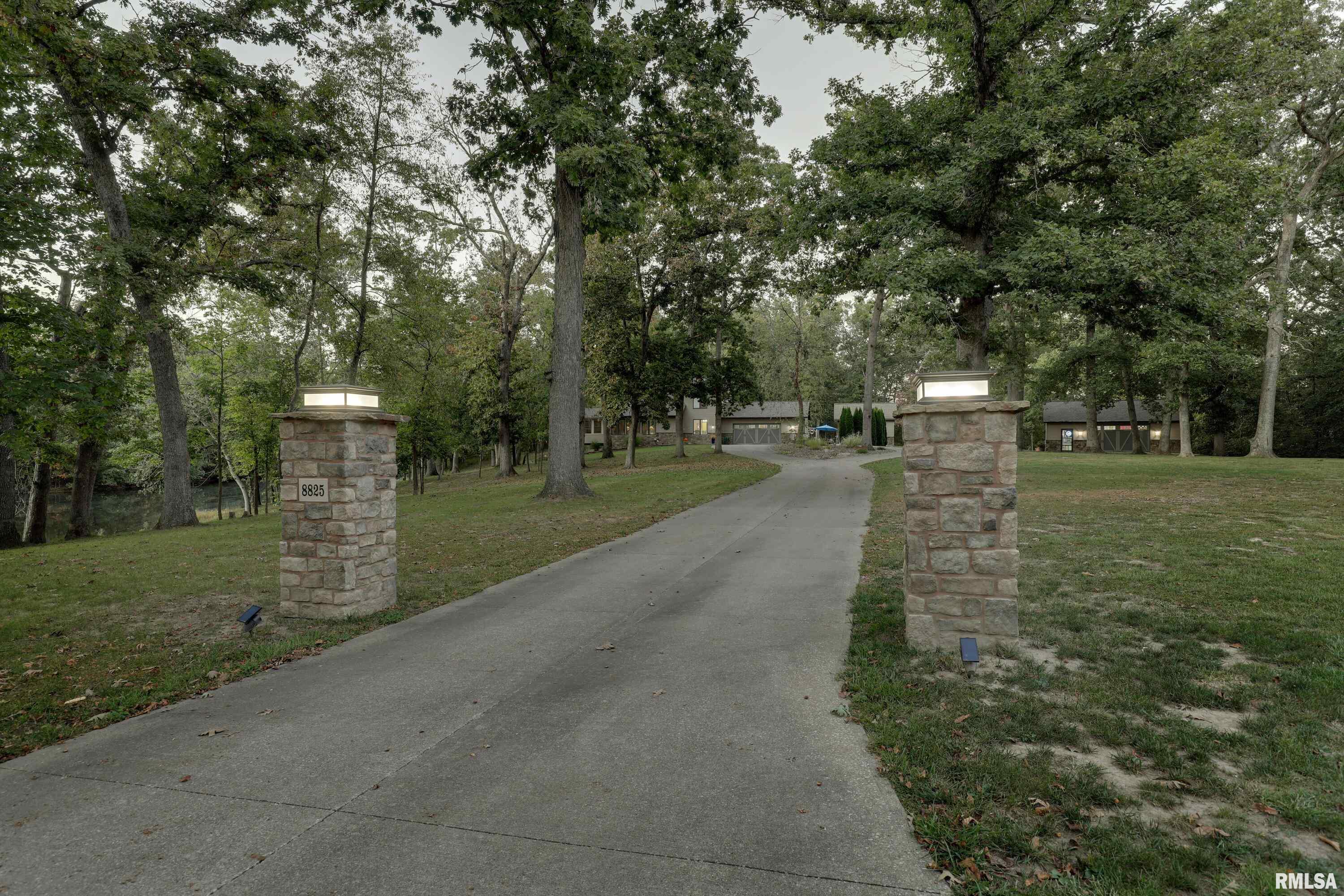 8825 Lake Of The Woods Road Fowler, IL 62338 - Photo 4 of 62