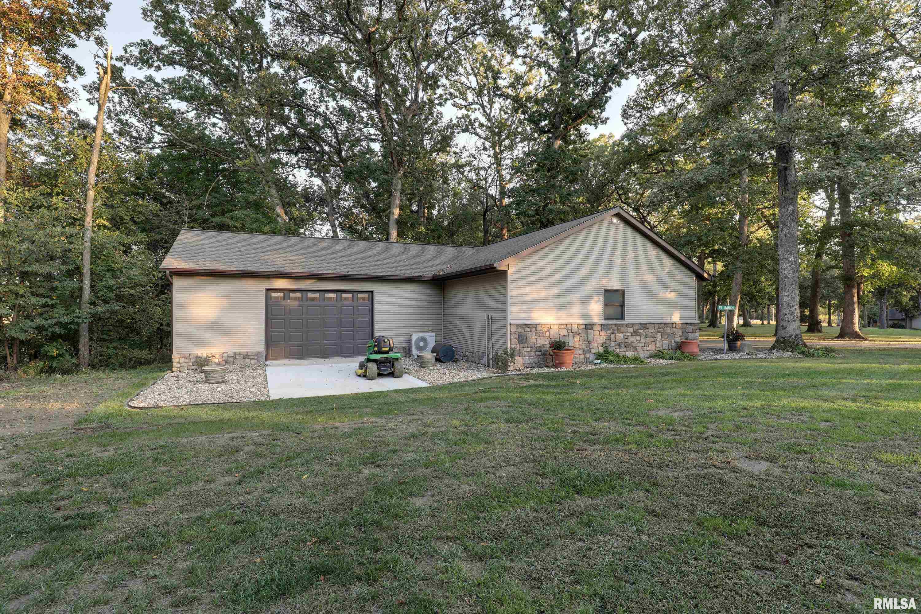 8825 Lake Of The Woods Road Fowler, IL 62338 - Photo 41 of 62