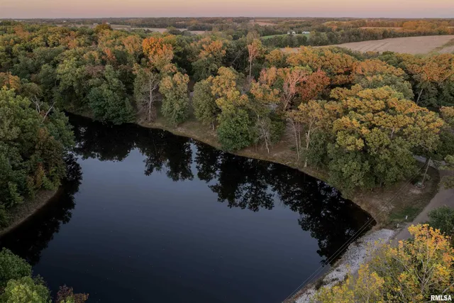 $625,000 | 8825 Lake Of The Woods Road, Fowler, IL 62338