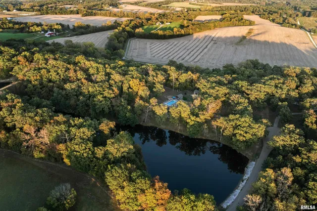 $625,000 | 8825 Lake Of The Woods Road, Fowler, IL 62338