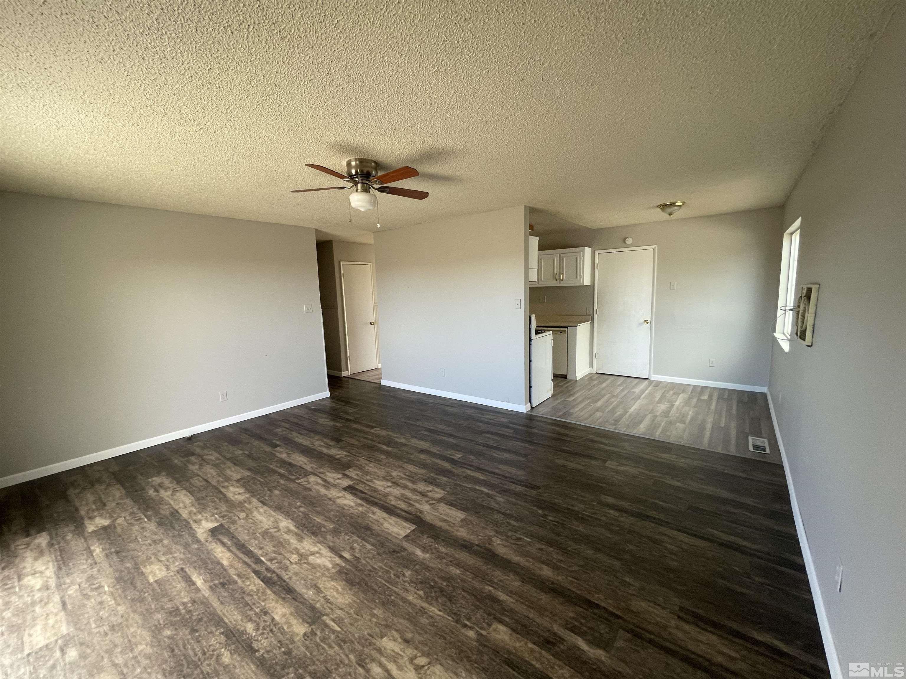 7530 Essex Way Reno, NV 89506 - Photo 8 of 11 Photo 8