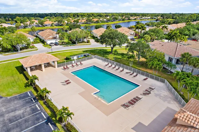 $3,600 | 8120 Southeast Paurotis Lane, Hobe Sound, FL 33455