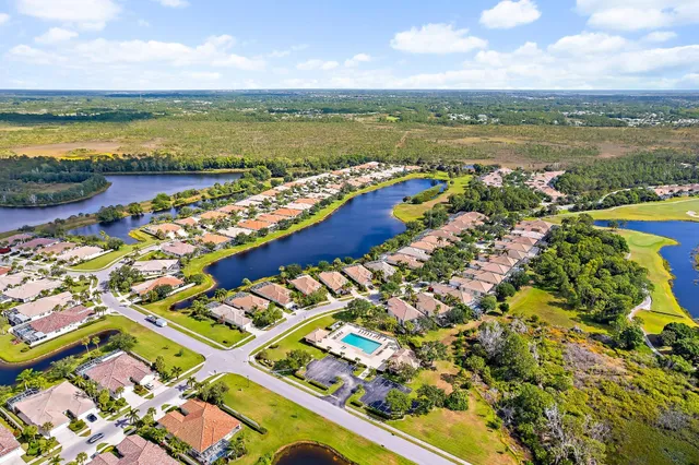 $3,600 | 8120 Southeast Paurotis Lane, Hobe Sound, FL 33455