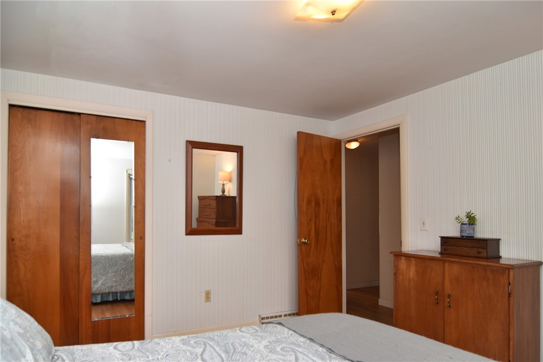 46 Longfellow Drive Warwick, RI 02818 - Photo 18 of 35