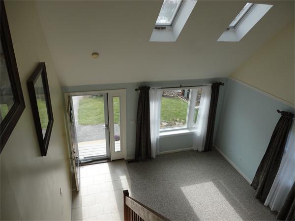 39 Santoro Road Worcester, MA 01606 - Photo 10 of 28 Gallery Image 10