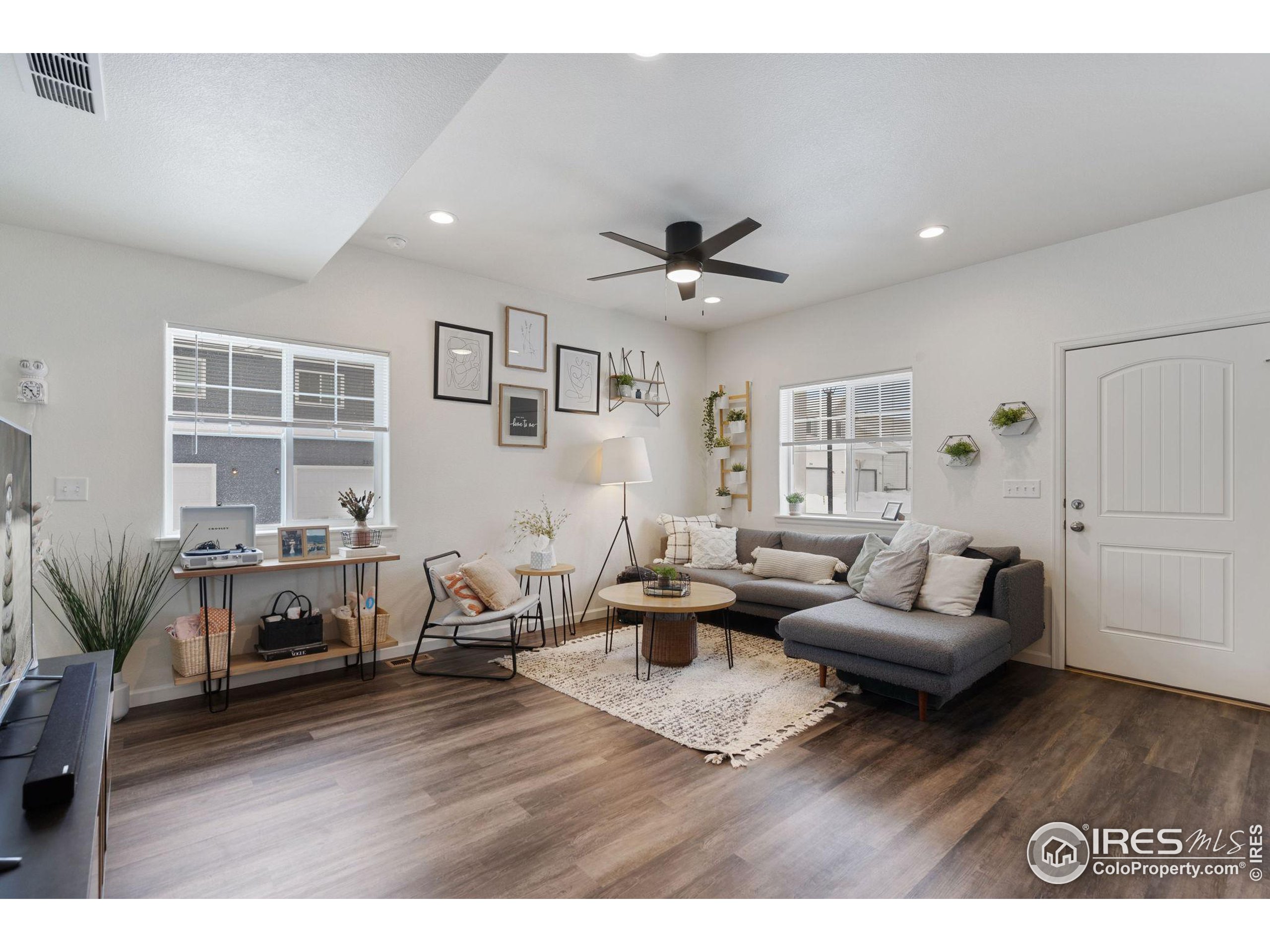 4355 24th Street Road Greeley, CO 80634 - Photo 3 of 20