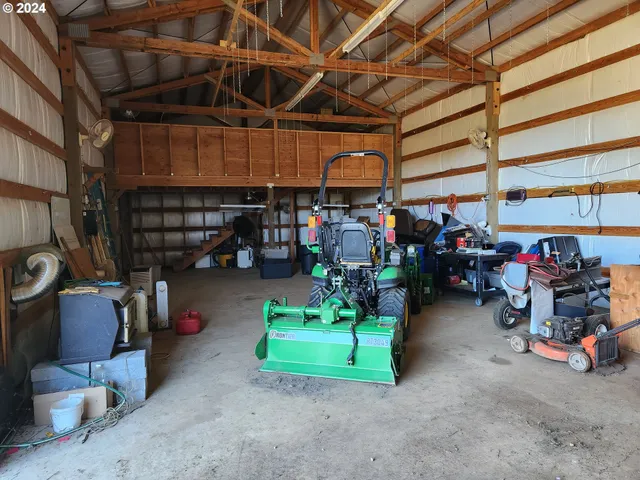 a view of outdoor space with entertaining space
