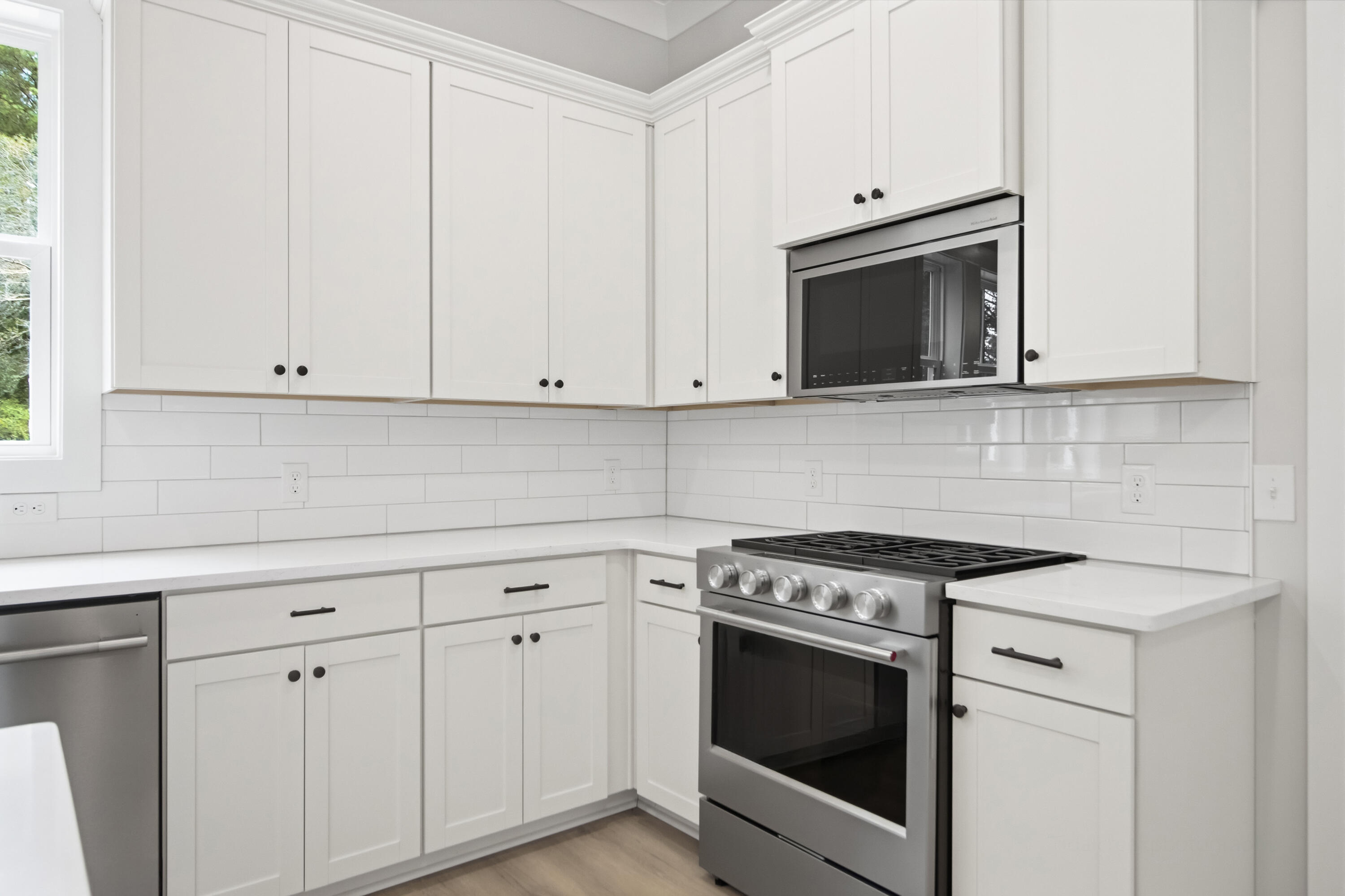 5972 Church Flats Road Meggett, SC 29449 - Photo 8 of 29 Kitchen