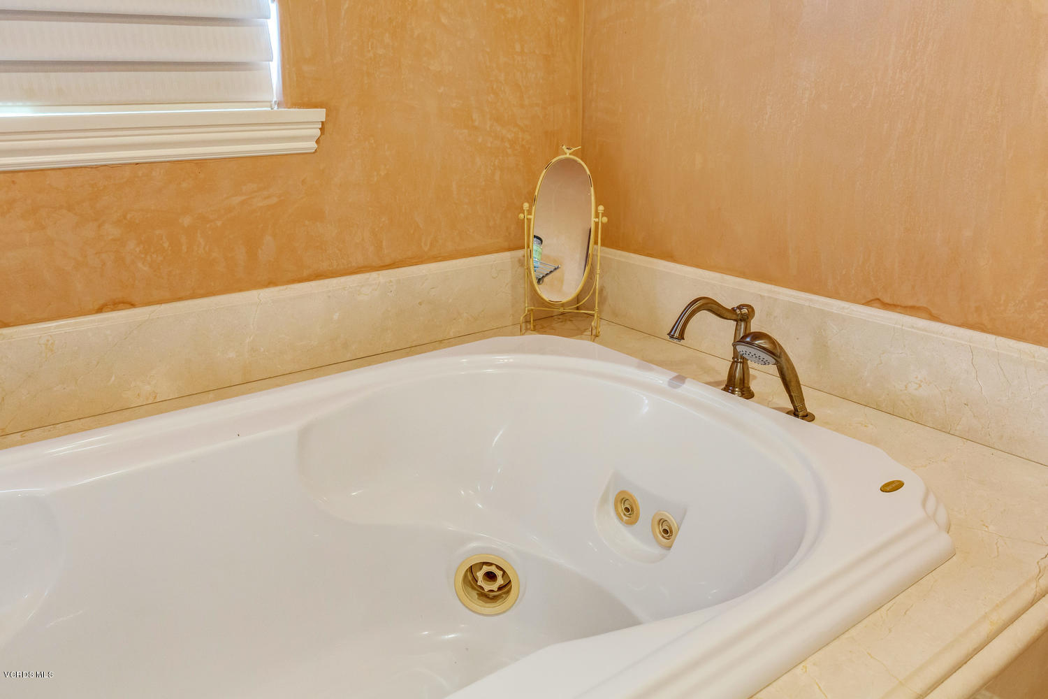 4566 Donlon Road Somis, CA 93066 - Photo 36 of 80 4566 Donlon Rd Somis CA 93066-018-14-Cas