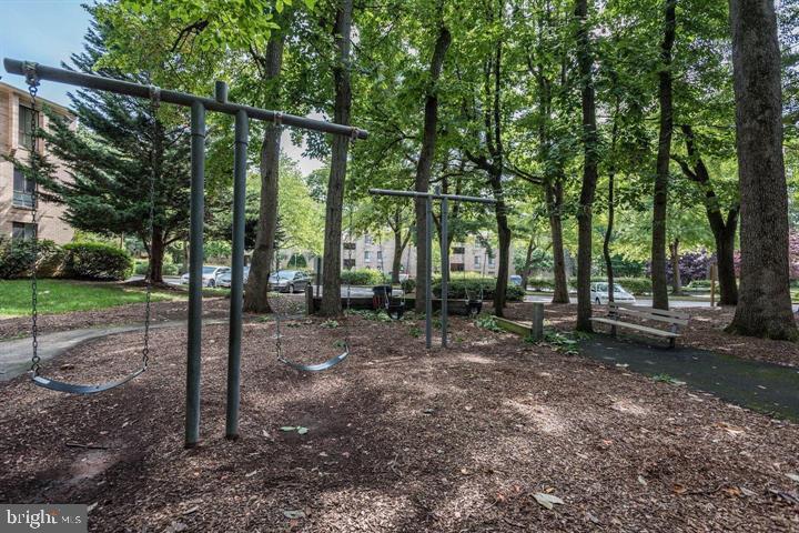 2311 Freetown Court, Unit 19/21C Reston, VA 20191 - Photo 18 of 20 a view of outdoor space with trees