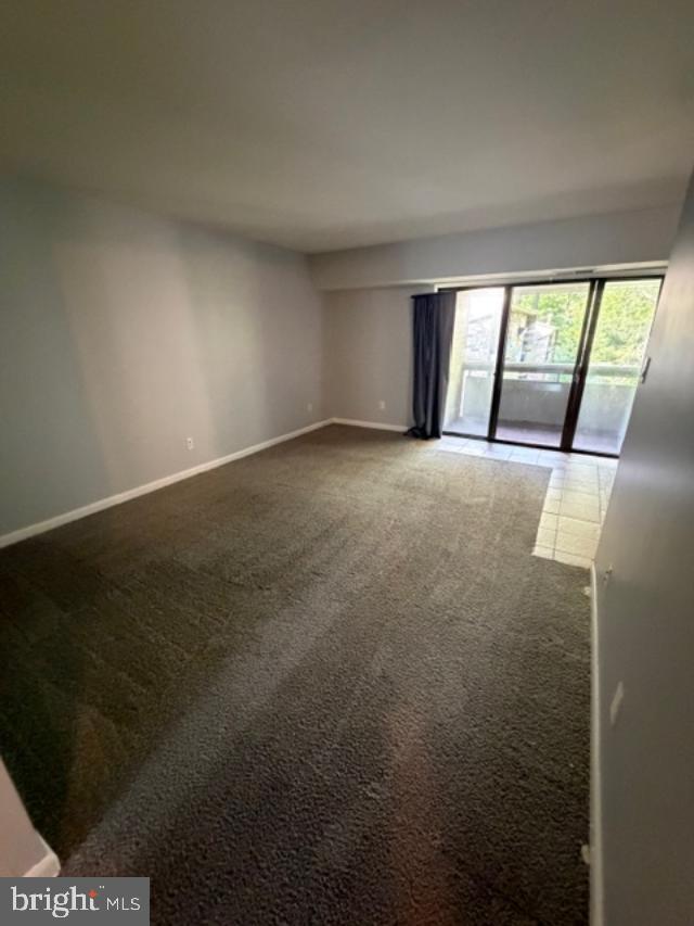 2311 Freetown Court, Unit 19/21C Reston, VA 20191 - Photo 4 of 20 an empty room with windows